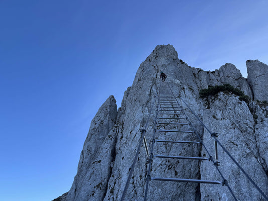 Ferata Stairway to Heaven na Donnerkogel. Vse kar morate vedeti!