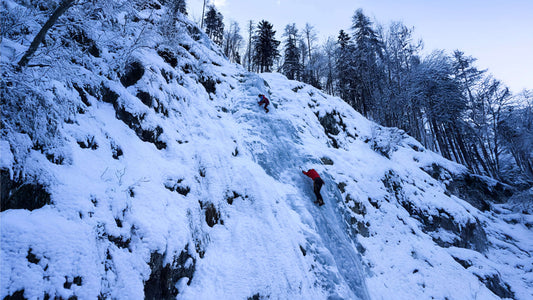 Varno pozimi v gore – 10 preverjenih korakov, ki jih je potrebno razumeti in znati!